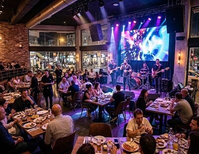 ארוחה, במה ומוזיקה חיה – הפורמט שהפך לערב המושלם בתל אביב